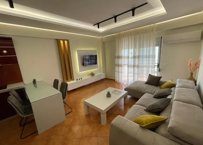 Saranda Central Apartment
