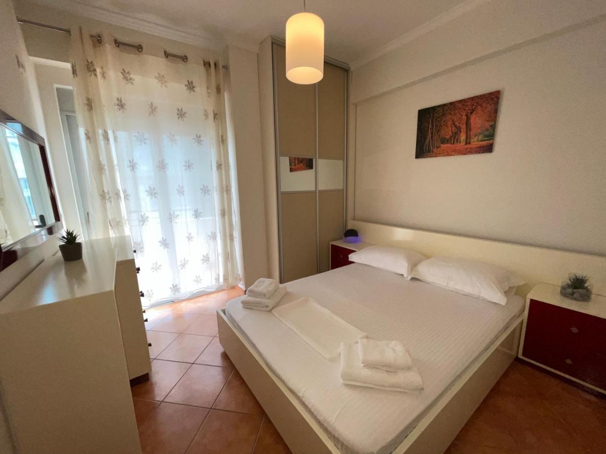 Central Apartment *